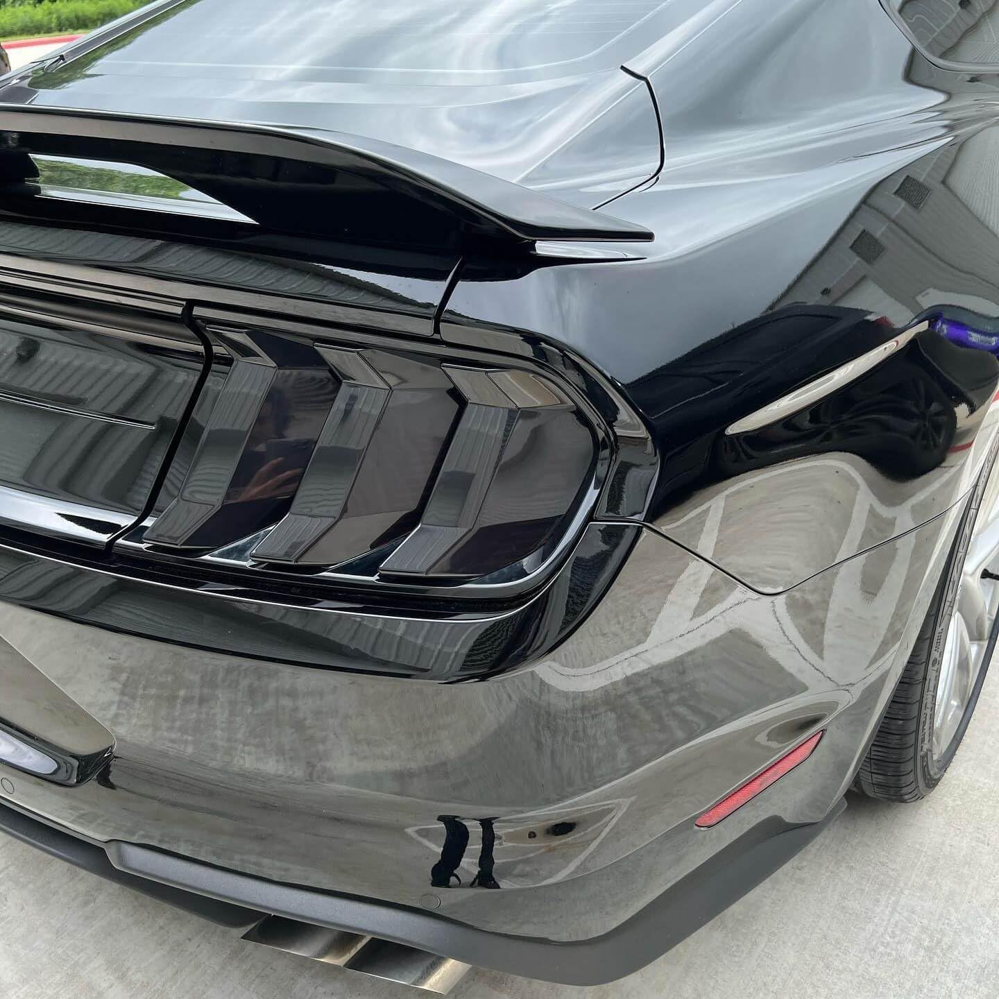 Fundas luces traseras Mustang Bullitt negro ahumado