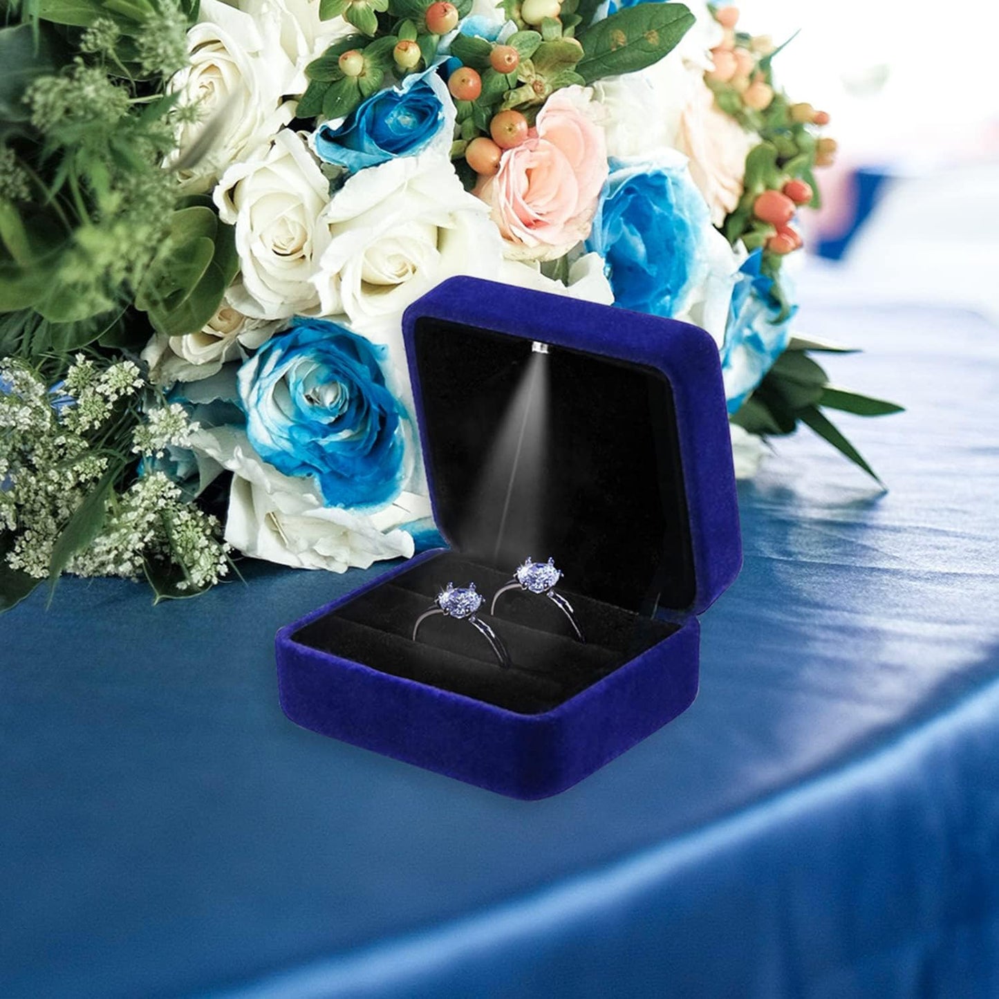 Caja terciopelo con luz LED para anillos ceremonia boda azul