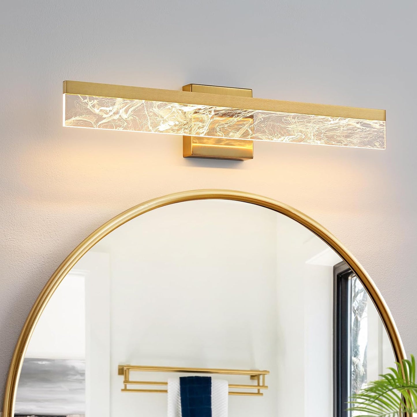 Lámpara Tocador Dorada 24pulg LED 18W 3000K