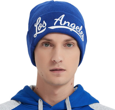Gorro de punto clásico con puños bordado 3D calavera