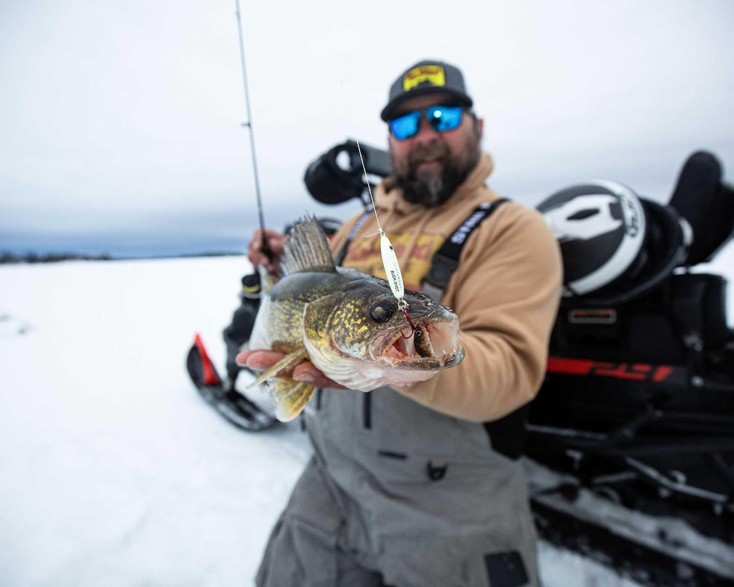 Cuchara sonajero pesca hielo varios tamaños colores