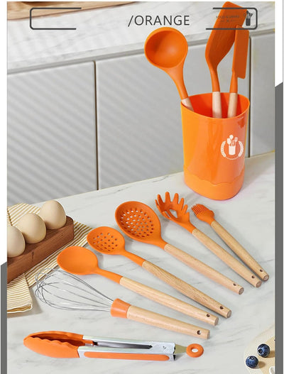Juego utensilios silicona naranja con mango madera y soporte