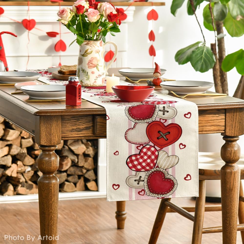 Camino mesa San Valentín botones corazón 13x72pulg