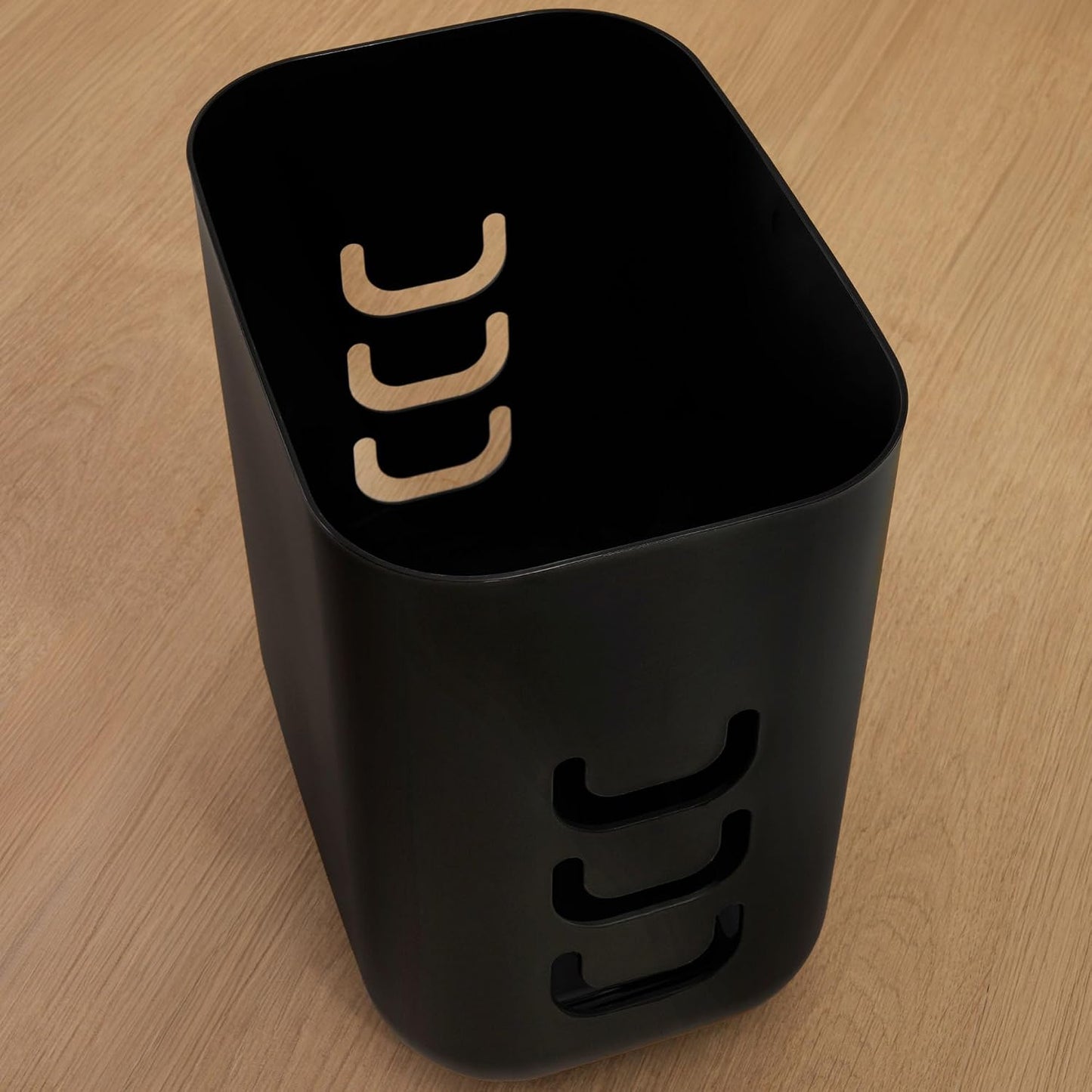 Cesta basura baño plástico 2.5gal color negro hecho EE.UU