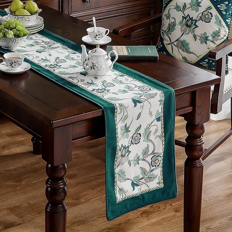 Mesa terciopelo floral verde azulado decoración cocina