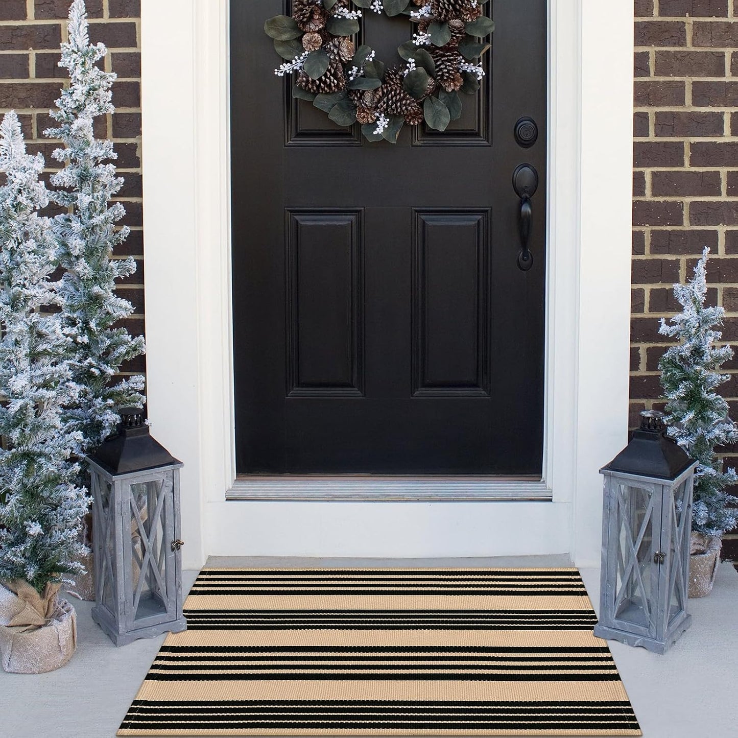 Alfombra exterior rayas negras y caqui 24x35" algodón