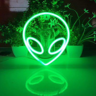 Luz neón alienígena USB o 3-AA LED decoración pared verde