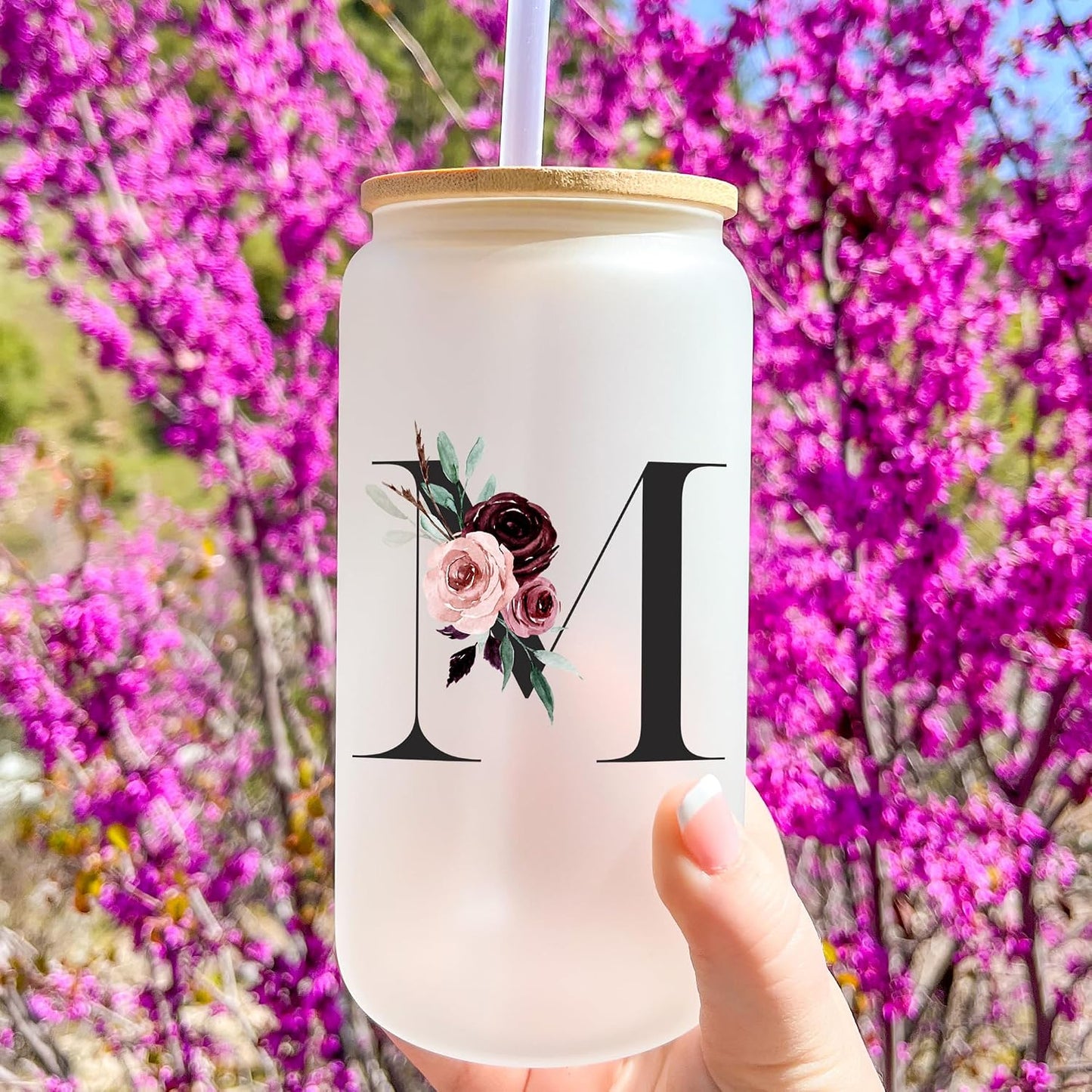 Taza vidrio con monograma tapa pajita para mujer