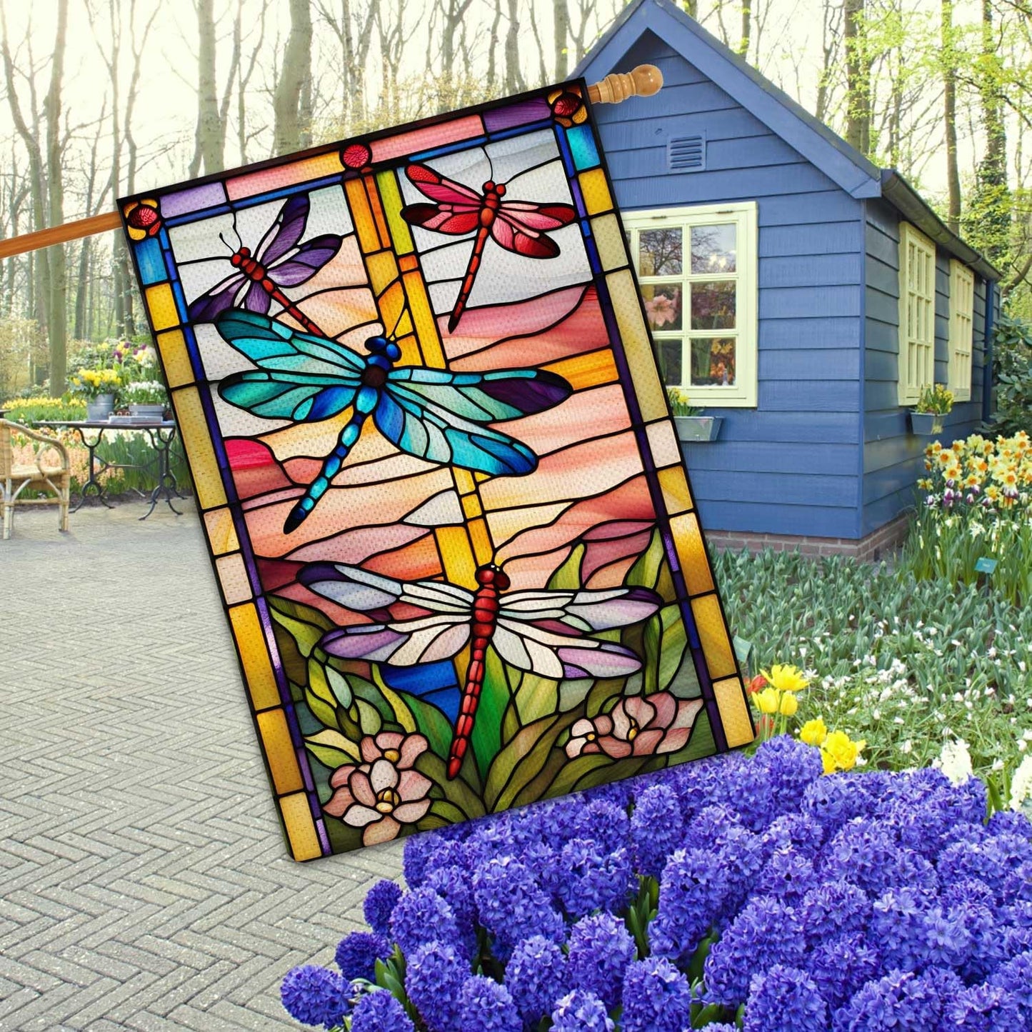 Bandera jardín libélula estilo vitral 28x40"