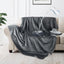 Manta impermeable reversible franela perros 50x60pulg gris