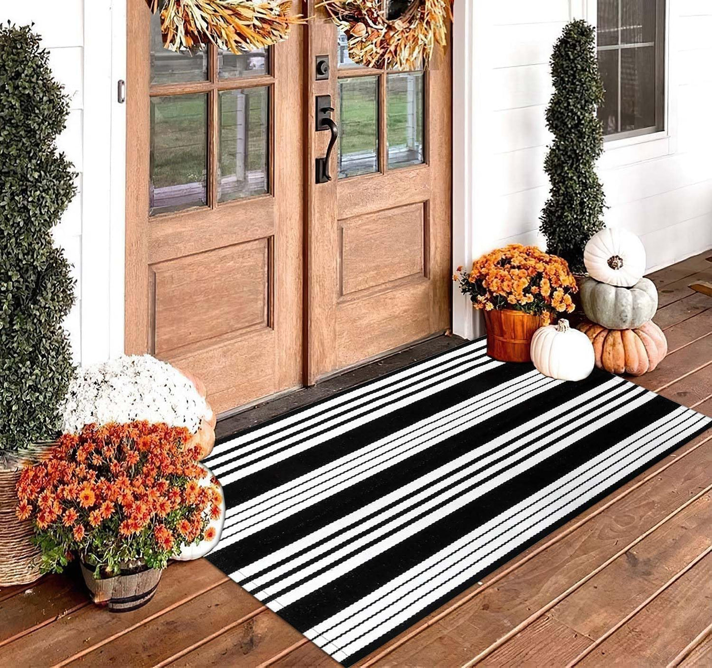 Alfombra rayas blancas y negras 27.5x43pulg para puerta delantera