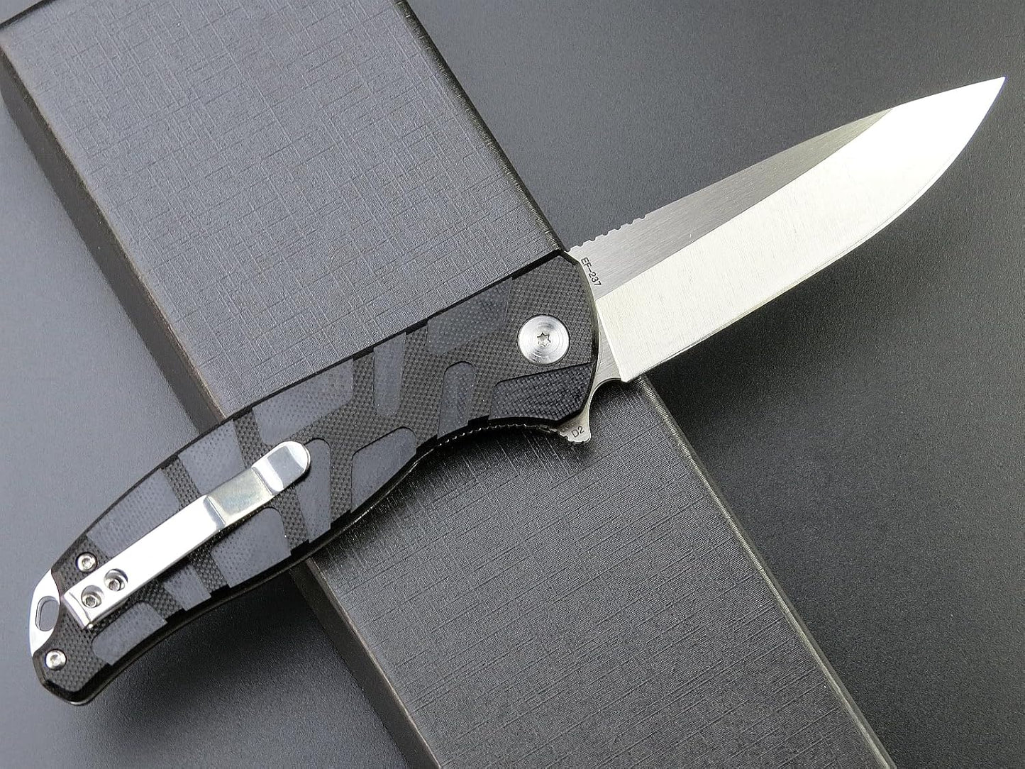 Cuchillo plegable D2 acero G10 mango EDC camping negro