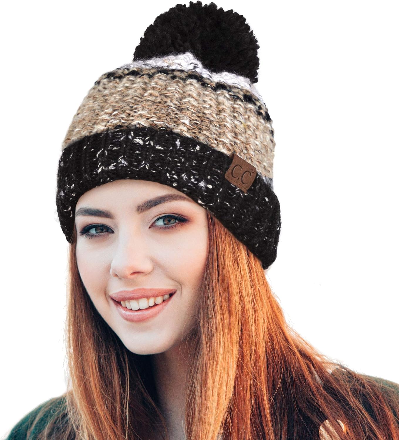 Gorro con pompón mujer diseño semilla invierno