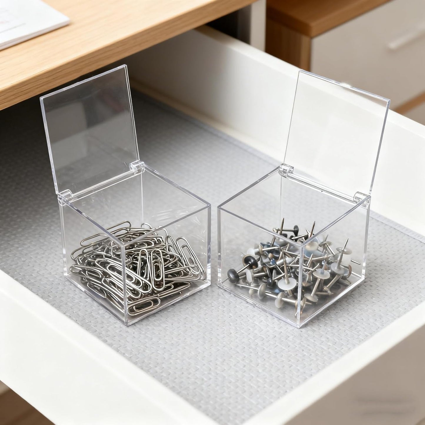Caja acrílico transparente con tapa para toalla y accesorios