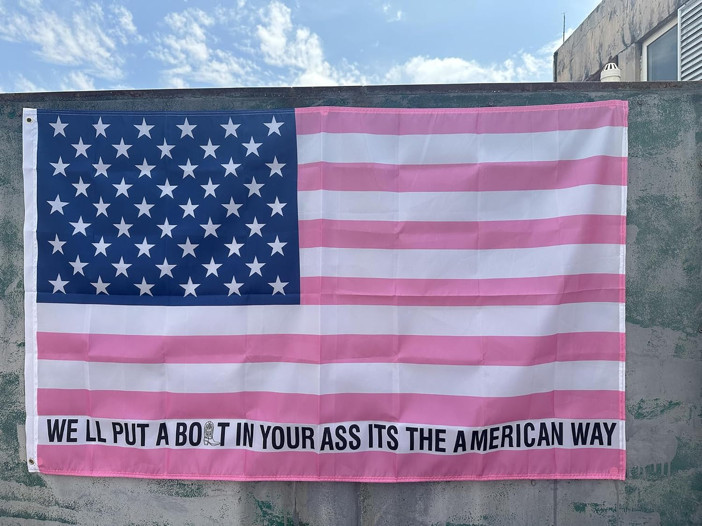 Bandera USA rosa 3x5ft texto inglés poliéster 100D