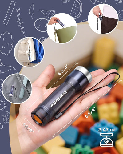 Linterna LED mini 3 modos resistente agua incluye 3 pilas AAA
