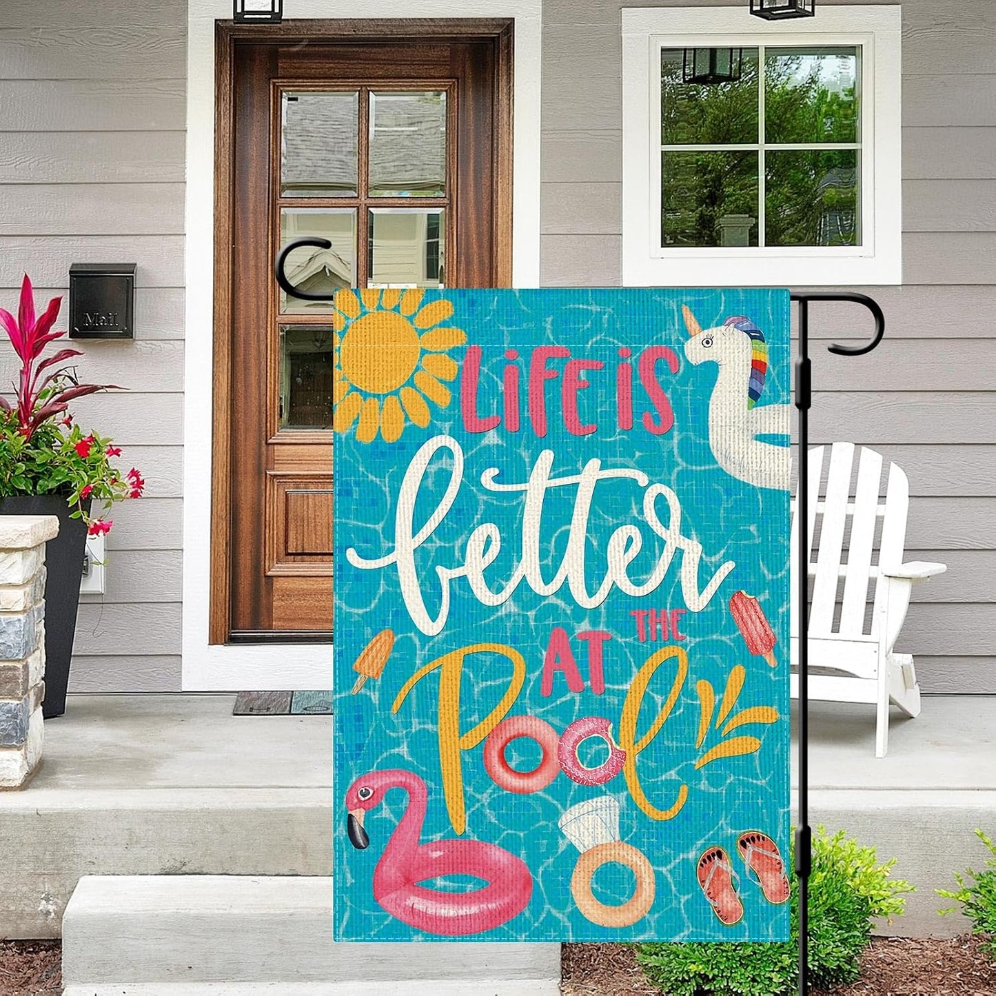 Bandera jardín doble cara 12x18pulg Life is better at the pool