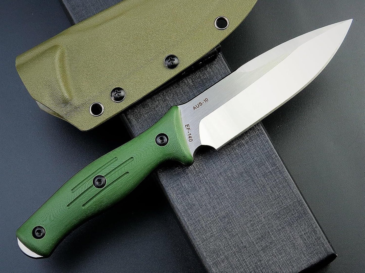 Cuchillo EDC hoja fija acero AUS-10 mango G10