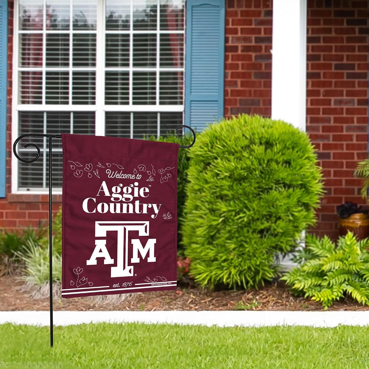 Bandera jardín doble cara 18pulg NCAA 13