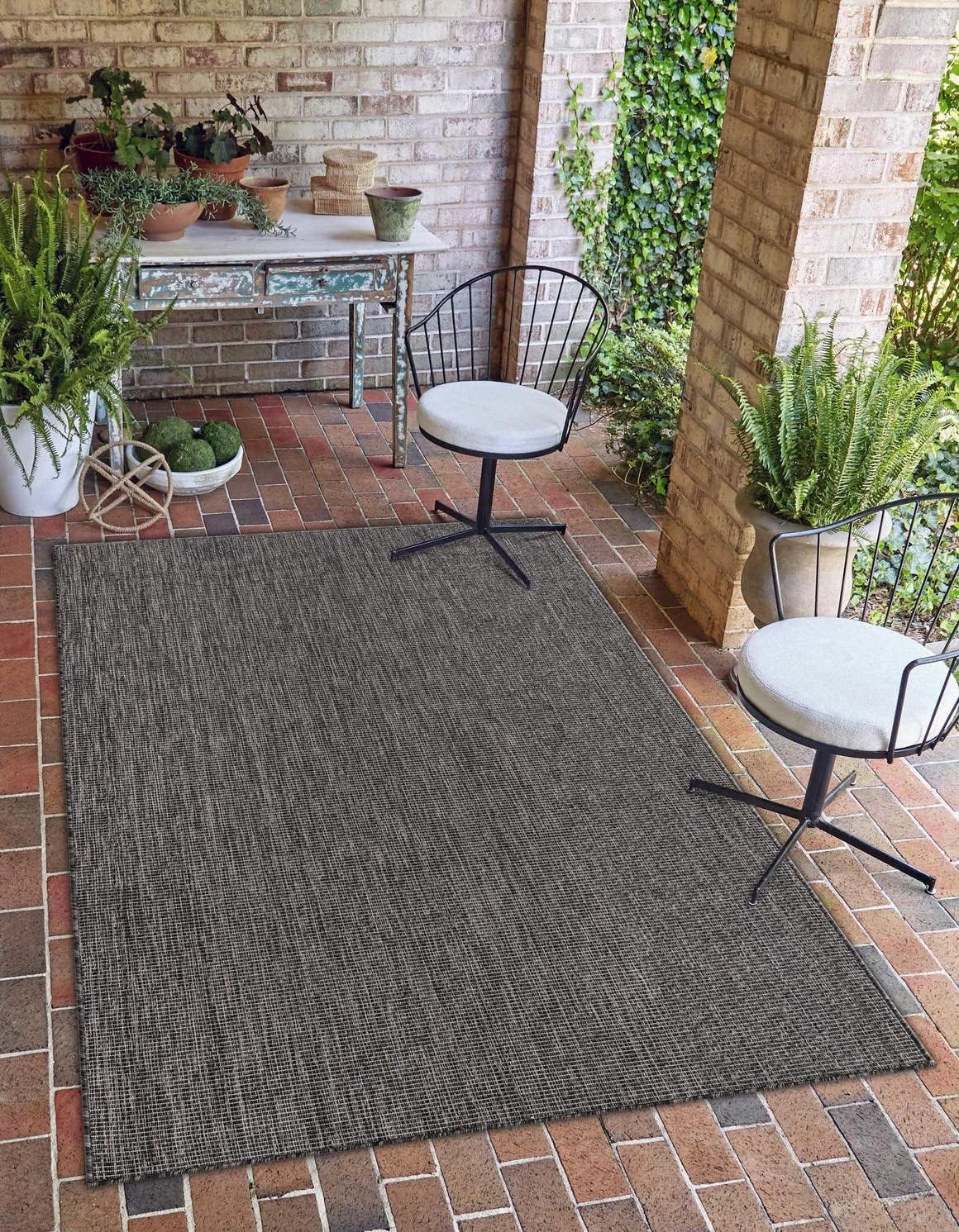 Alfombra rectangular 5x3ft x 7x1ft color negro/marfil