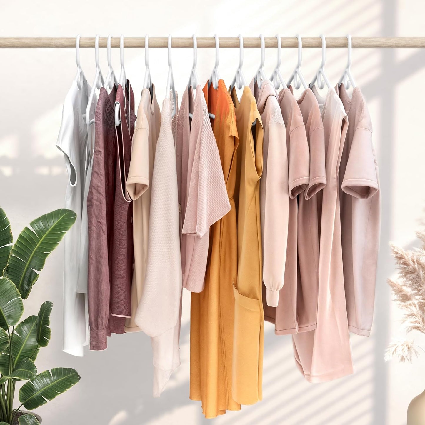Perchas plástico resistente para abrigos trajes 38 Uds