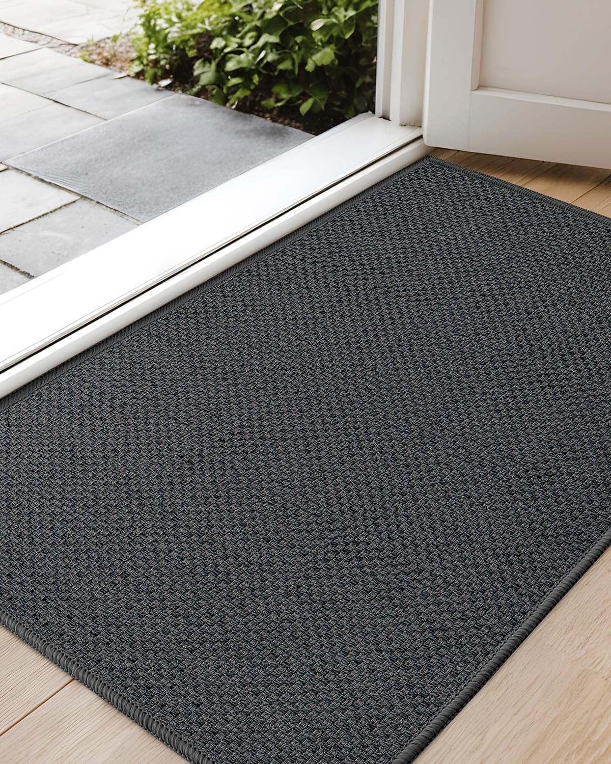 Tapete puerta 17x30" antiderrap gris geométrico