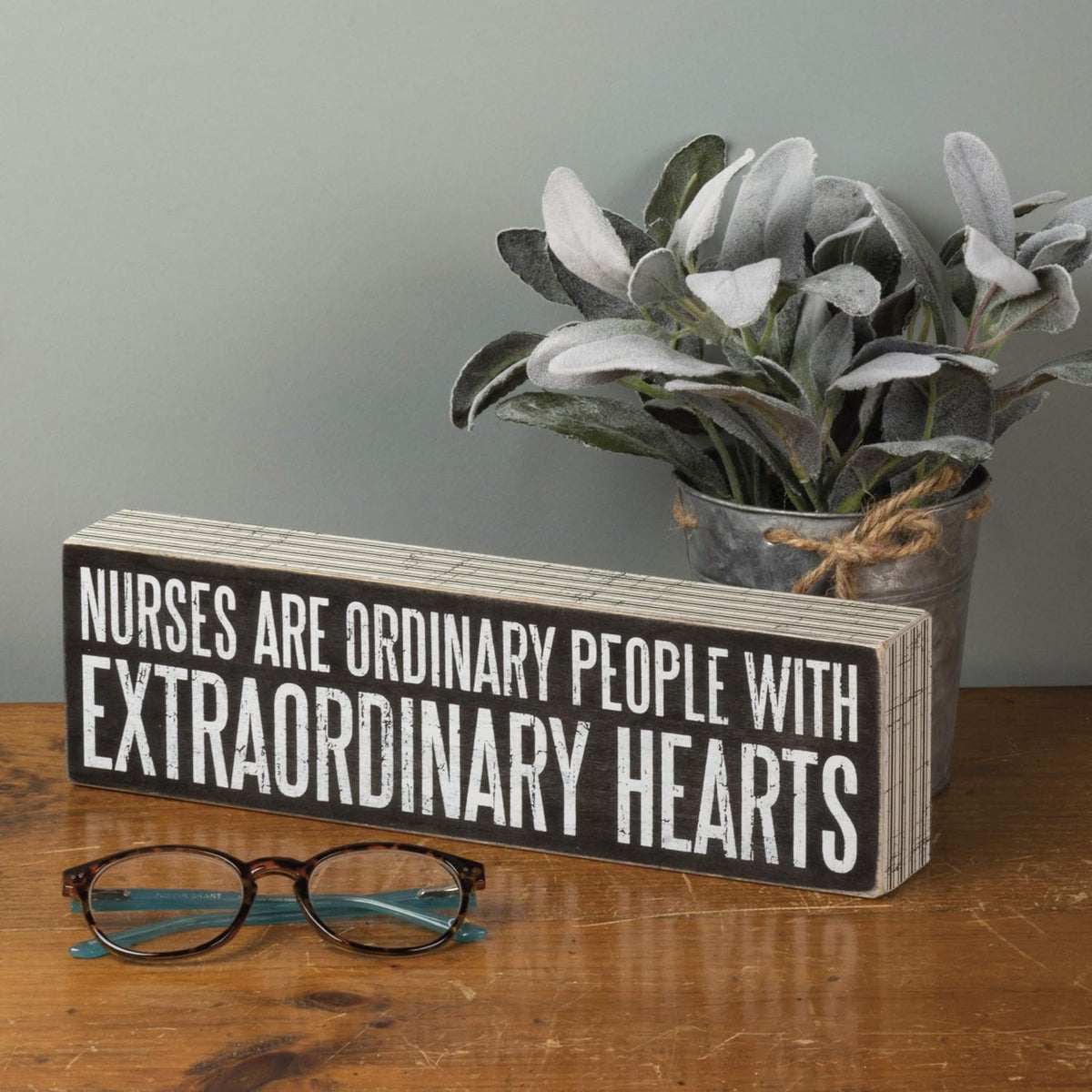 Box sign nurses are extraordinary