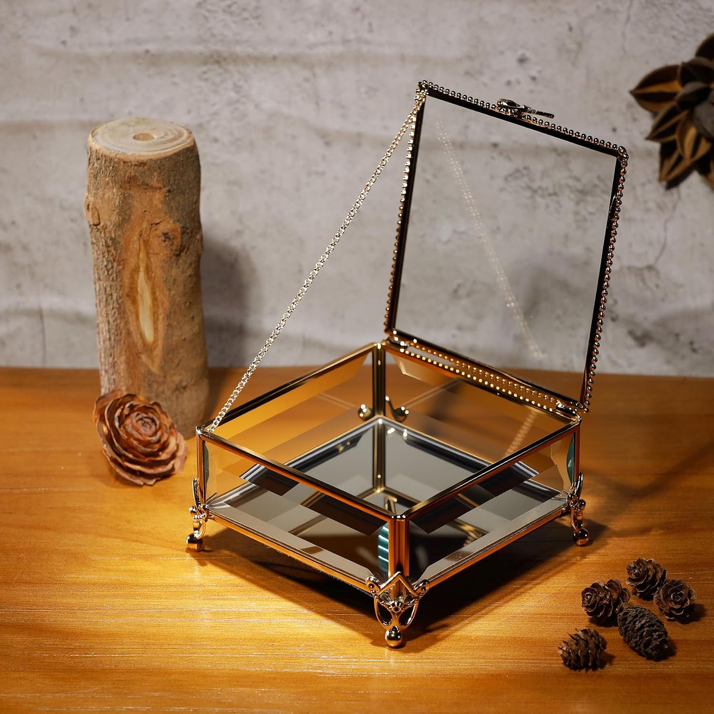 Caja cristal biselado para joyas y recuerdos vintage