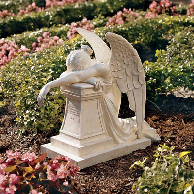 Estatua ángel del dolor