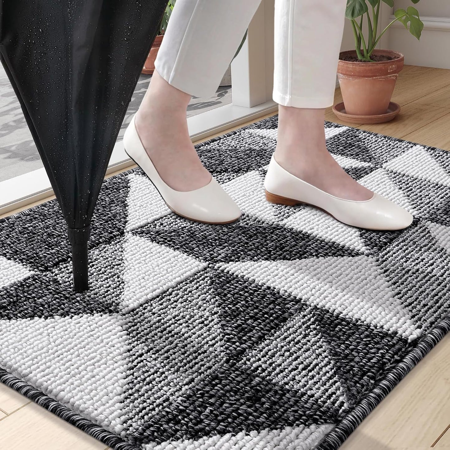 Tapete puerta interior 36x24pulg geométrico negro absorbente