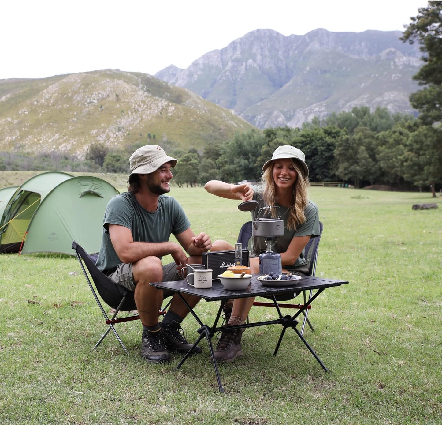 Mesa campamento ajustable aluminio ultraligera con bolsa