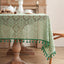 Mantel bordado verde geométrico 60x102pulg con borlas