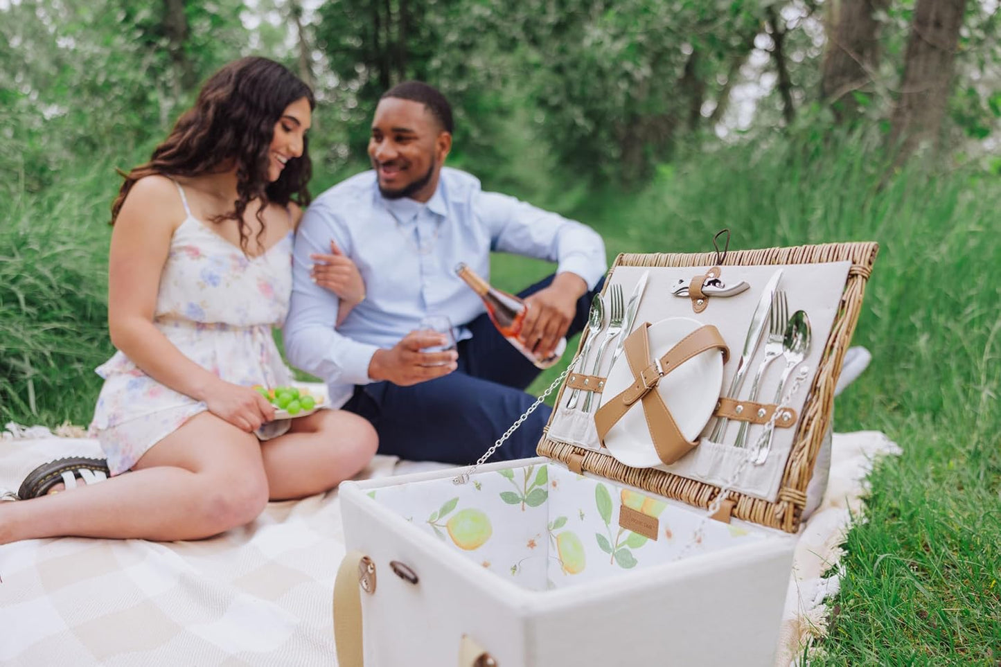 Cesta picnic madera vintage estilo inglés para 4