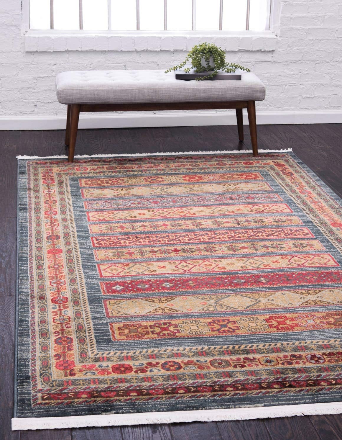 Tapete contemporáneo estampado tribal azul