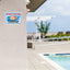 Cartel aluminio serigrafiado Welcome to Our Pool