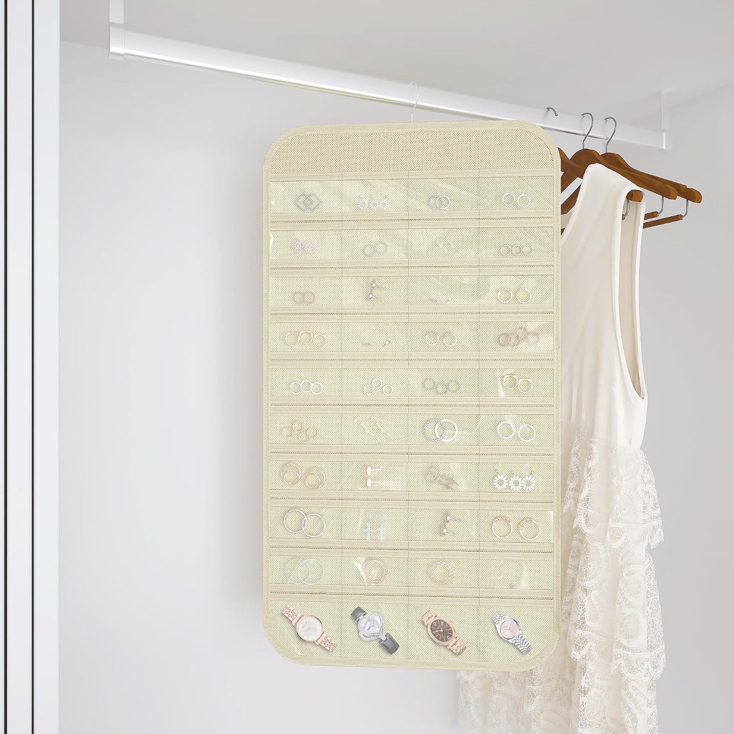 Organiz. colgante joyas 36 ganchos 40 bolsillos beige