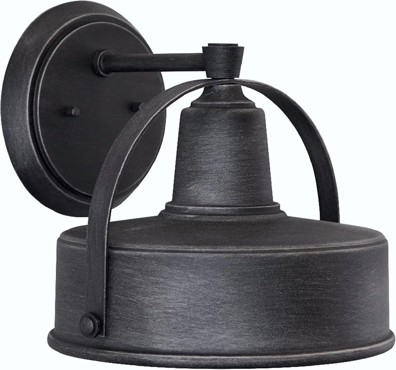 Farol pared exterior peltre desgastado