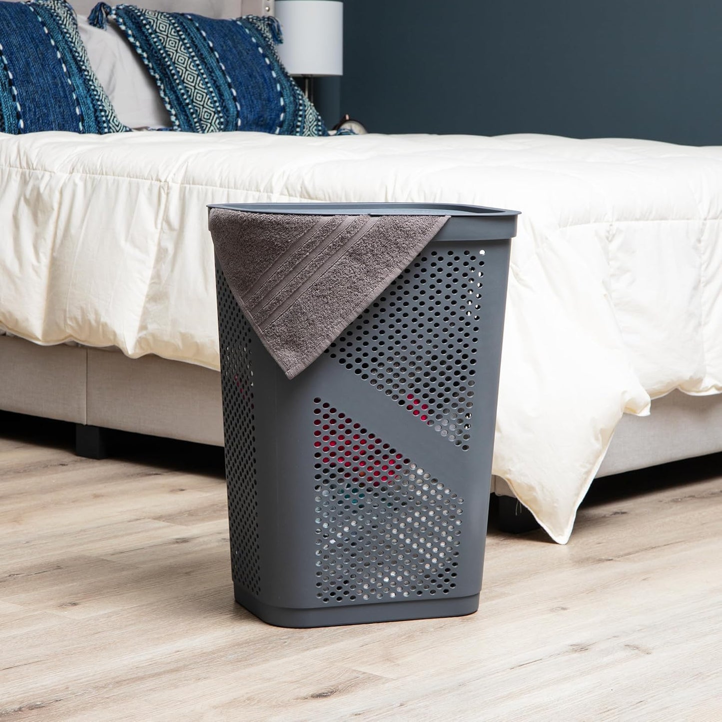 Canasta lavandería plástico ventilado 60L gris