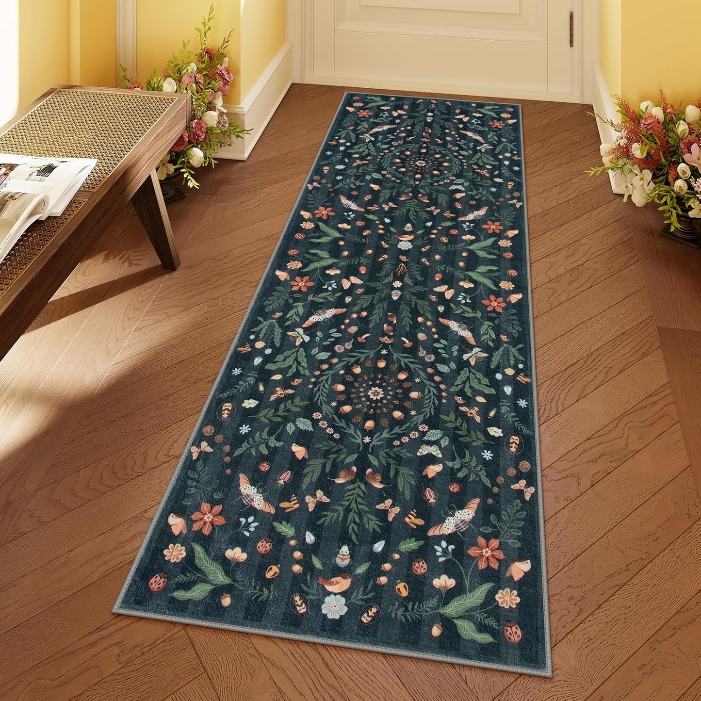 Alfombra lavable diseño botánico insectos 2x6ft negro