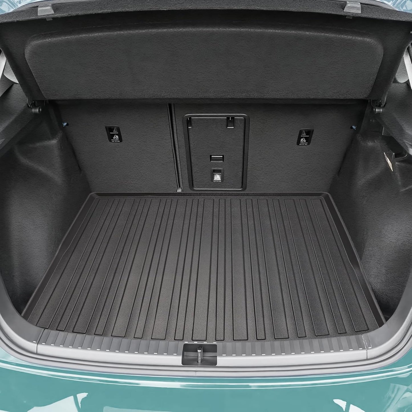 Forro maletero VW Taos 22-26 tracción total negro