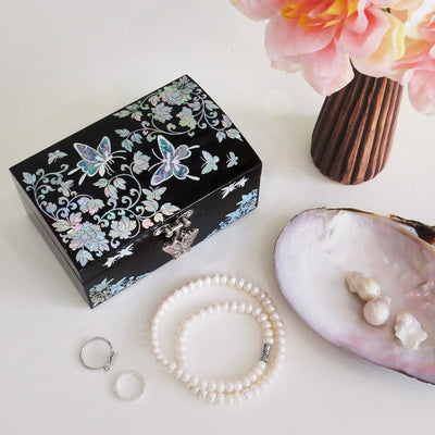 Caja joyería anillos pendientes diseño mariposas