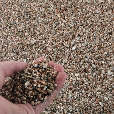 Vermiculita orgánica para plantas jardinería suelo macetas