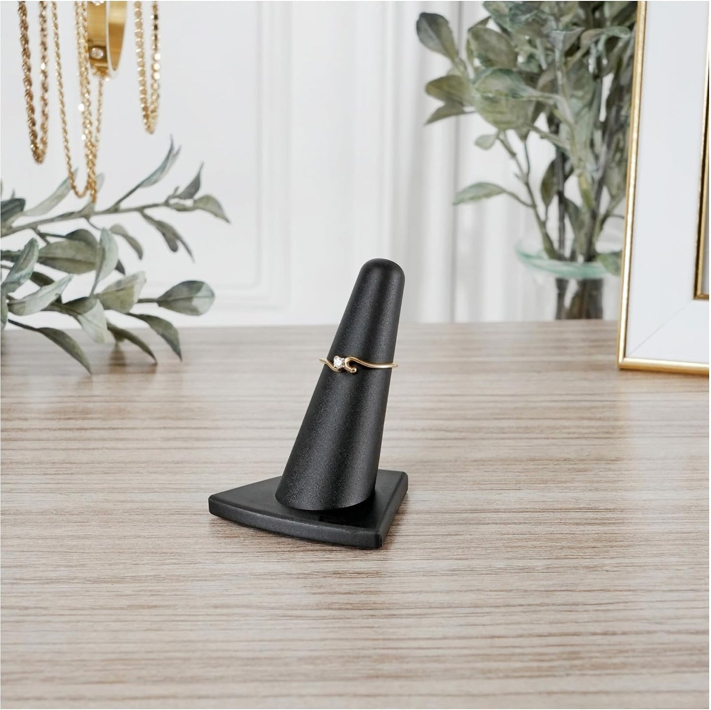 Pantalla dedo anillo goma negra base triangular 2x1.625"