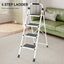 Escalera plegable 4 escalones pedal antiderrap color blanco