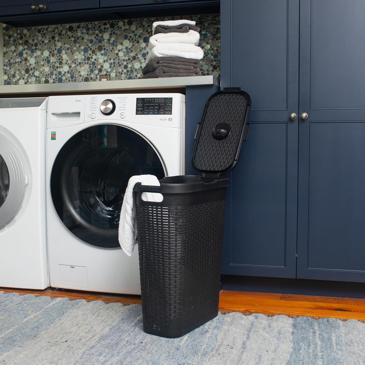 Cesta ropa sucia con tapa mimbre plástico negro