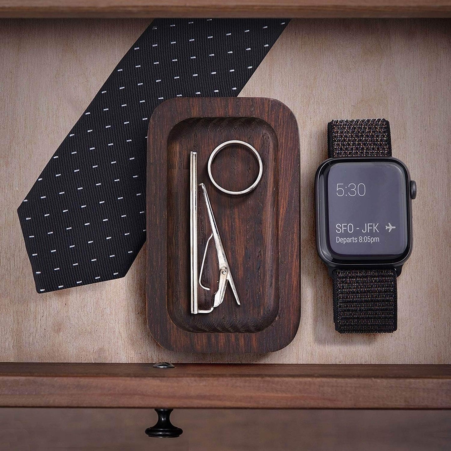 Soporte anillos madera regalo compromiso boda hombre