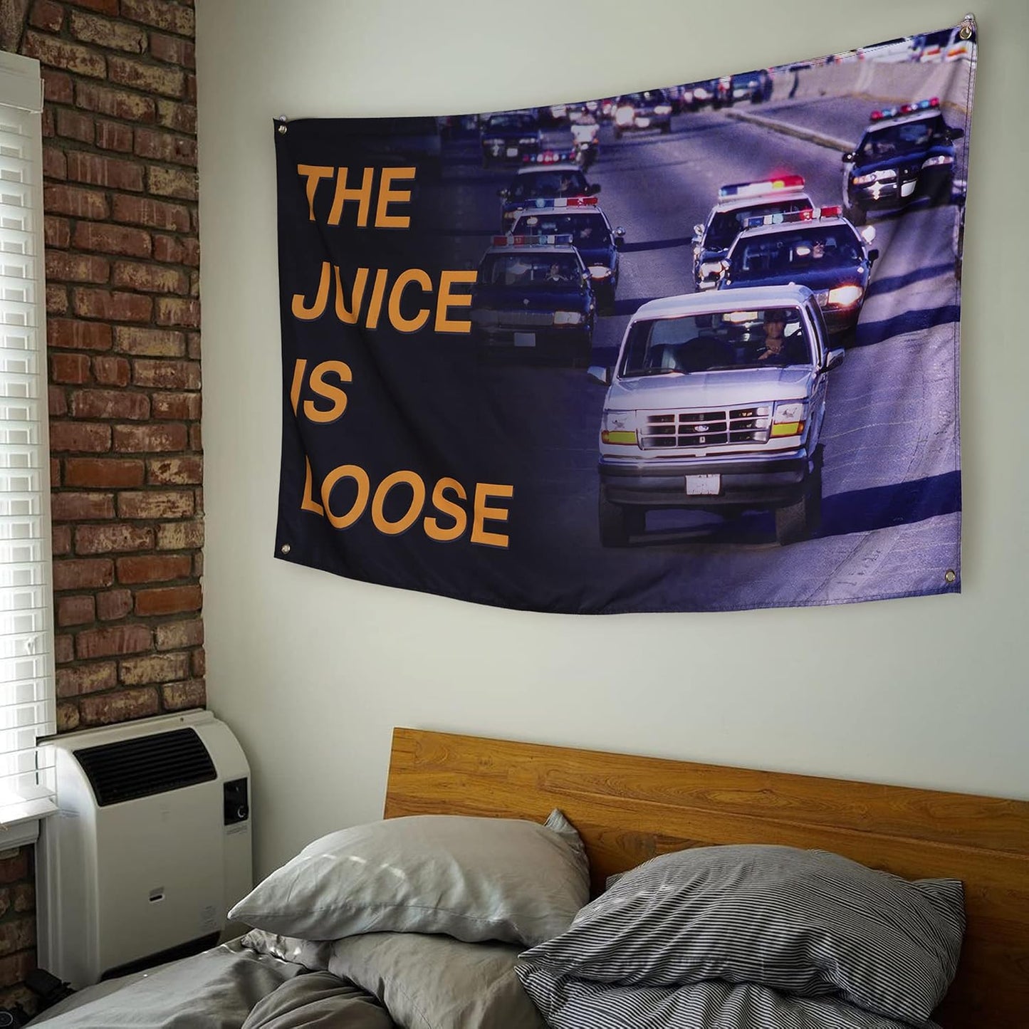 Bandera universitaria The Juice is Loose OJ Simpson 3x5ft