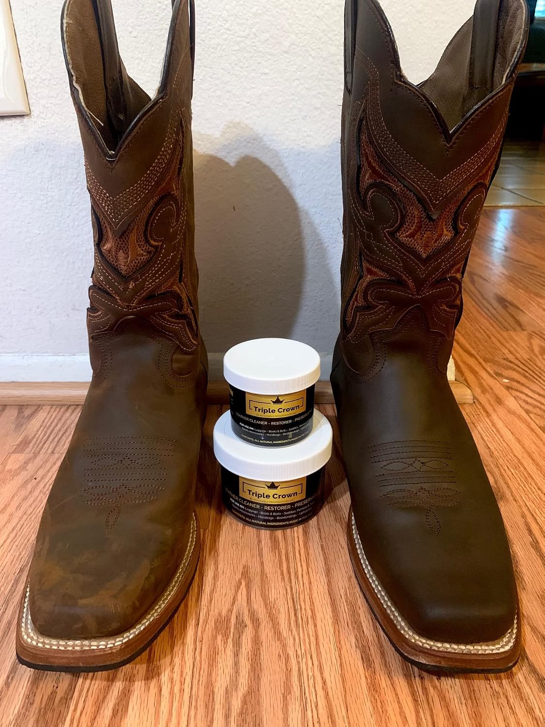 Conservador cuero triple corona 8oz fórmula