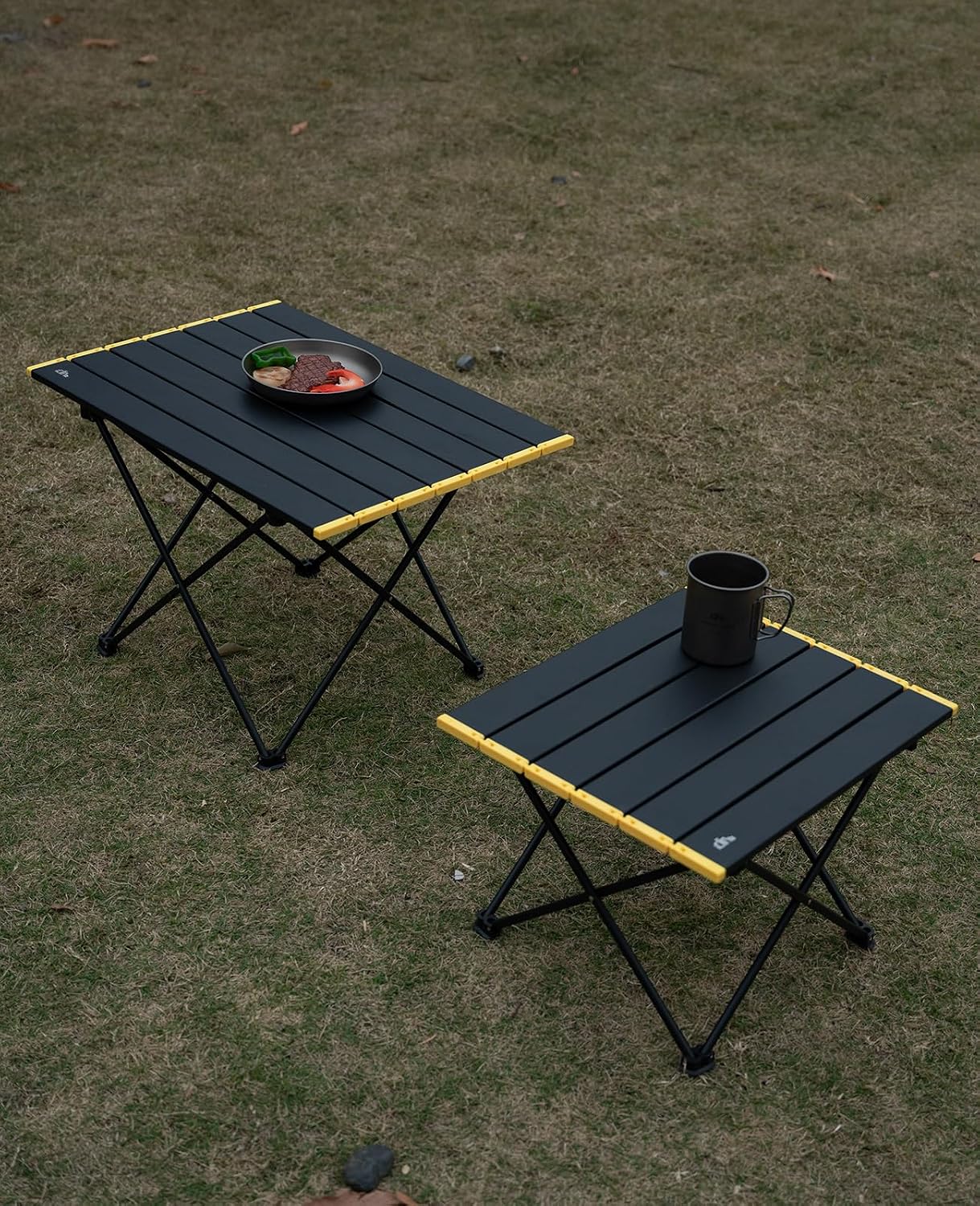 Mesa camping ultraligera plegable con bolsa negro