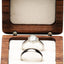 Caja madera maciza doble anillo boda soporte beige